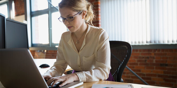 Making a Year End Financial Checklist: Checking it Twice