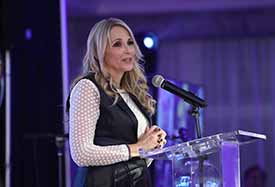 Jodi Bloom - Agent Do Good Award Winner